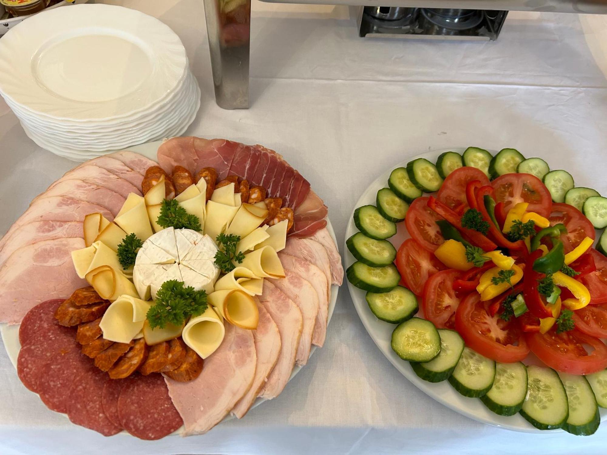 Hrusicka Restaurace A Penzion Hrusice 外观 照片